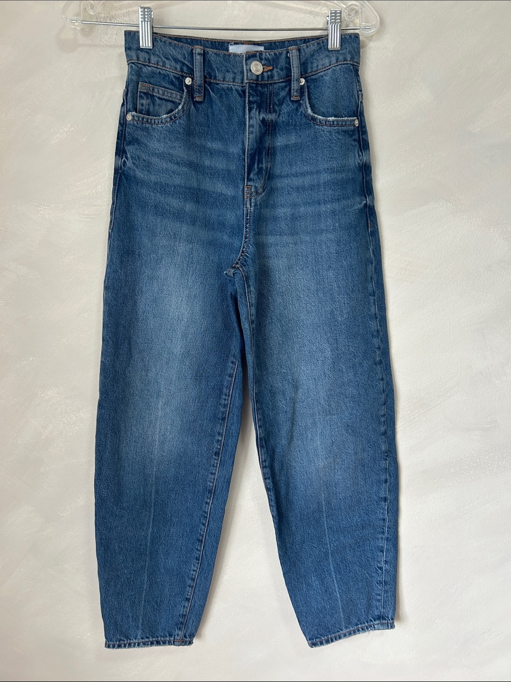 FRAME Ultra High Barrel Leg Jeans 23 blue barrell delamo grind